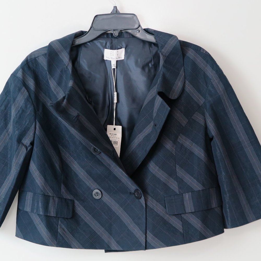NWT EQ:iQ Designer Dark Navy Shadow Stripe Crop Jacket Size 8 Made in Italy